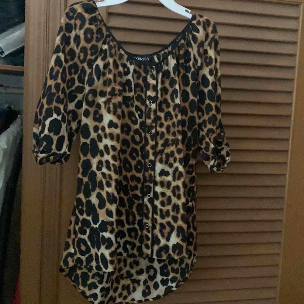 Size Med. Express Leopard print button up blouse